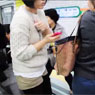 내 이어폰 돌리도~~