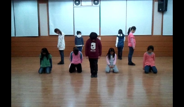 티아라 크라이 크라이 바로가기