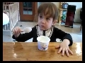 꼬마야 그렇게 맛있쪄?