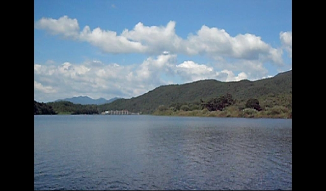 천혜의 자연경관이 살아 숨쉬는 곳! 사계절이 아름다운 괴산의 '산막이옛길'