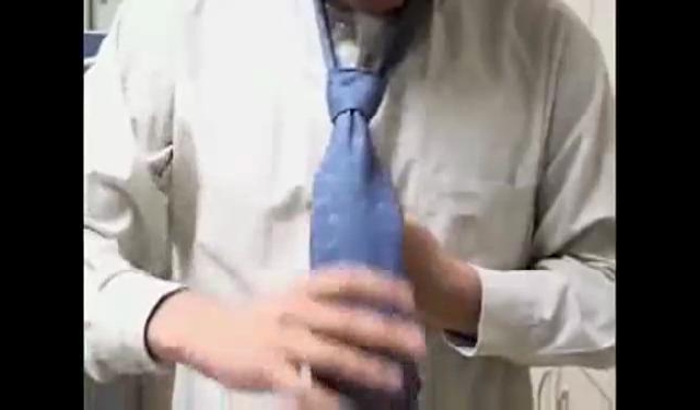  직장인 필수, 넥타이 멋지게 매는 법